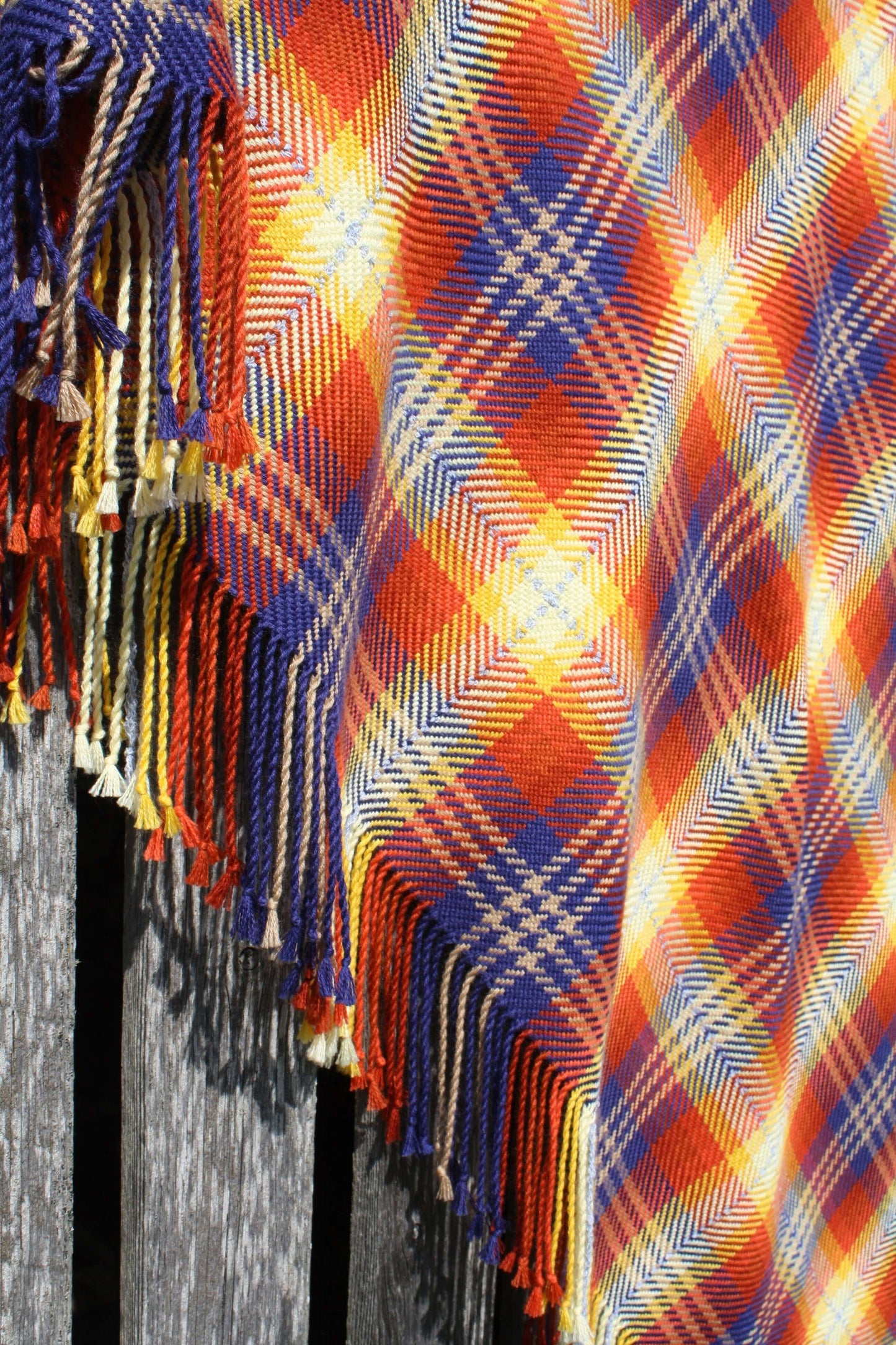 Hand woven half-wool shoulder scarf "Sun play"